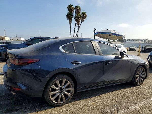2019 MAZDA 3