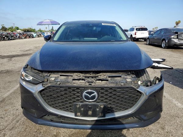 2019 MAZDA 3