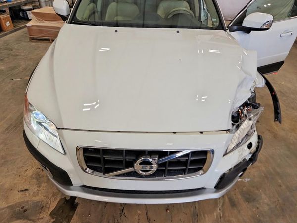 2013 VOLVO XC70