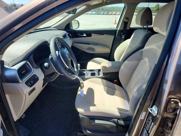 2019 KIA SORENTO L, LX, S