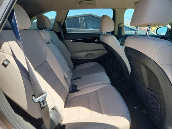 2019 KIA SORENTO L, LX, S