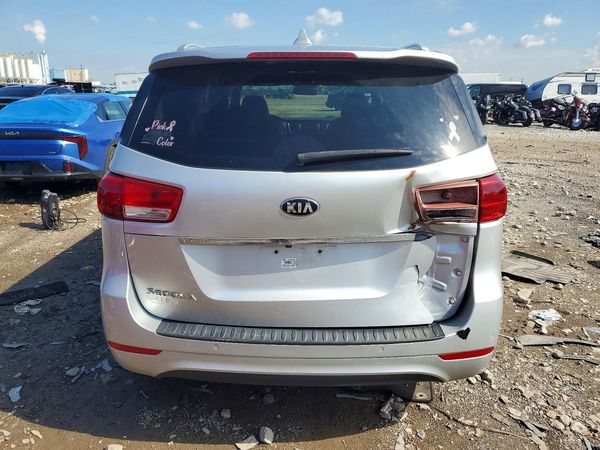 2018 KIA SEDONA LX
