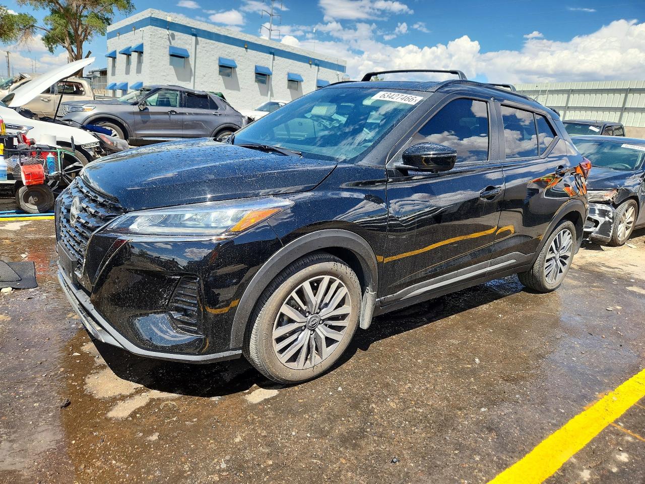 2024 NISSAN KICKS SR