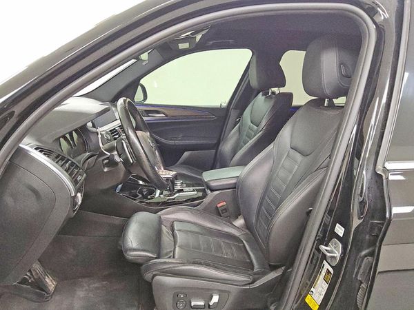 2021 BMW X3 sDrive30i — DENT