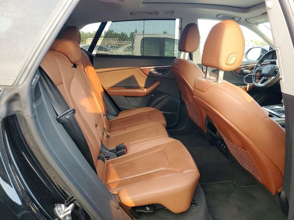 2019 AUDI Q8 quattro Prestige