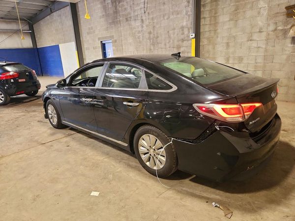 2016 HYUNDAI SONATA GL (Middle-Low) — DSRA