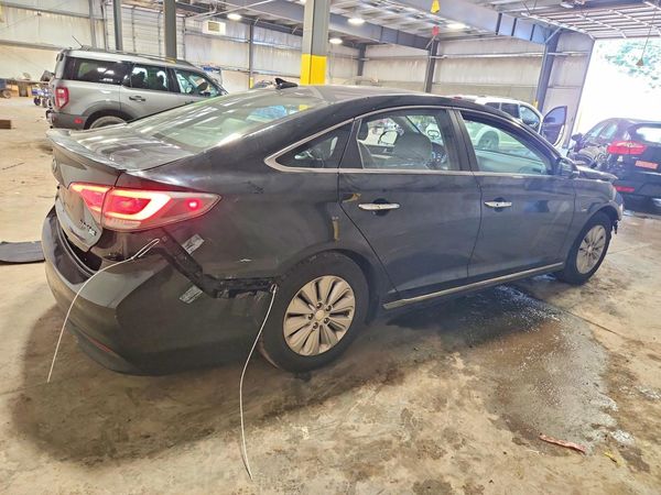 2016 HYUNDAI SONATA GL (Middle-Low) — PSRA