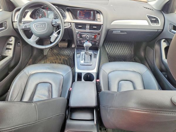 2014 AUDI A4 quattro Premium