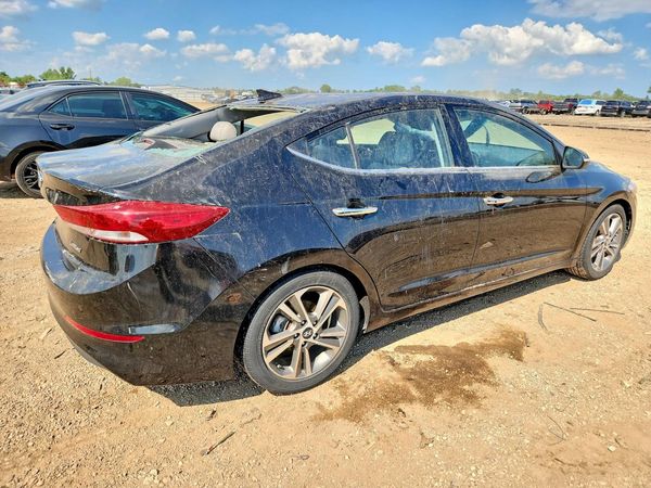 2017 HYUNDAI ELANTRA