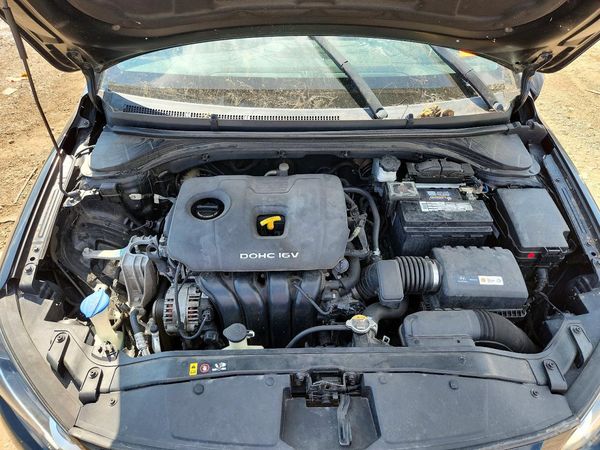 2017 HYUNDAI ELANTRA