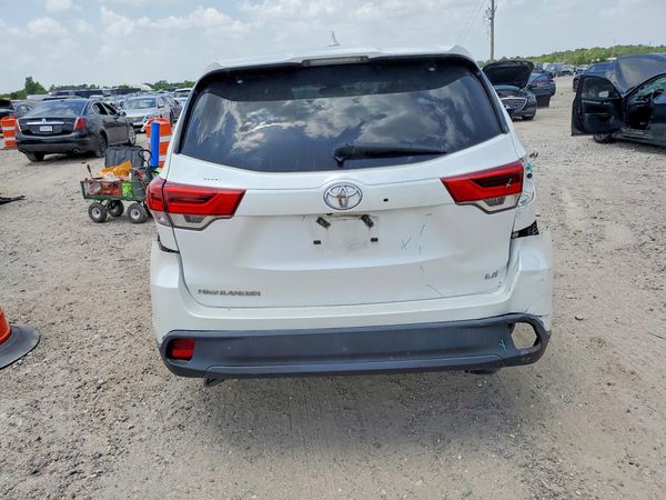 2019 TOYOTA HIGHLANDER LE/LE Plus