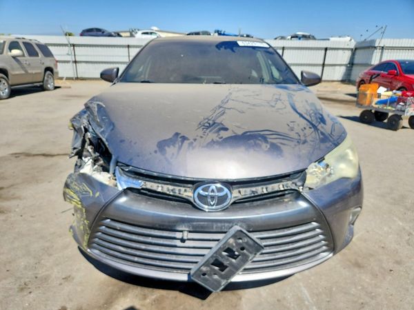 2016 TOYOTA CAMRY