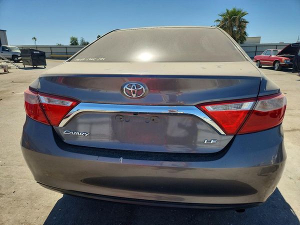 2016 TOYOTA CAMRY
