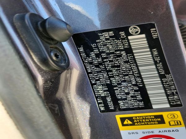 2016 TOYOTA CAMRY