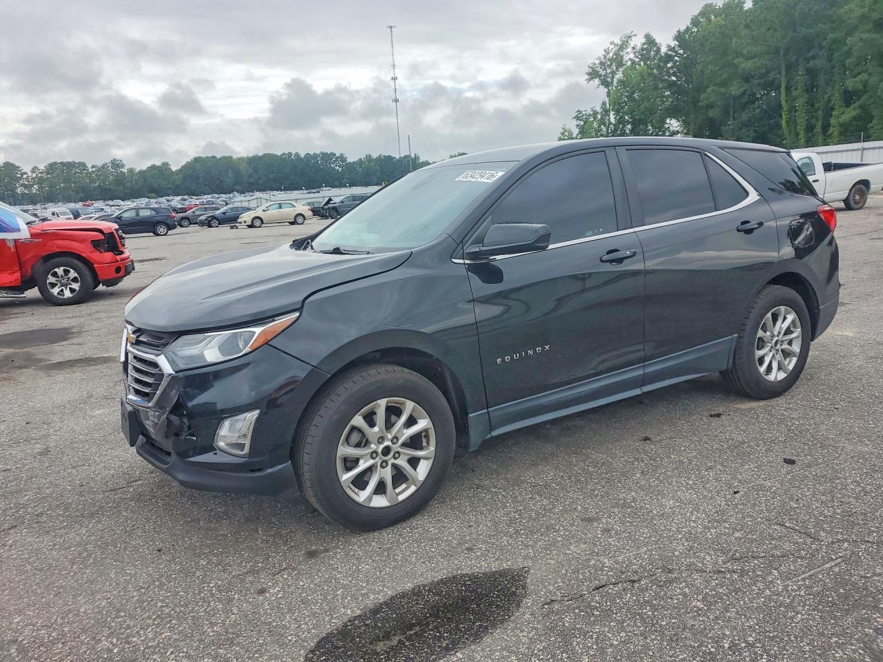 2021 CHEVROLET EQUINOX LT (1LT) — Front 3/4