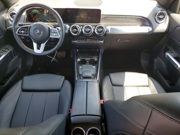 2021 MERCEDES-BENZ GLB GLB250