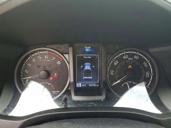 2021 TOYOTA TACOMA SR5