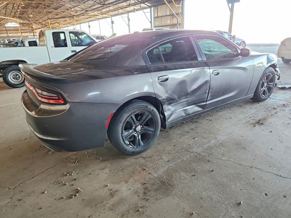 2015 DODGE CHARGER SE