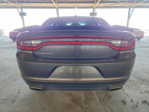 2015 DODGE CHARGER SE