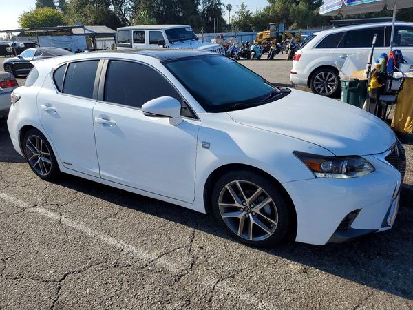 2017 LEXUS CT 200h