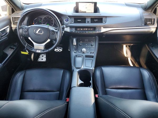 2017 LEXUS CT 200h