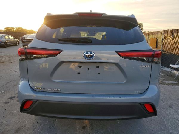 2022 TOYOTA HIGHLANDER Special Edition — DIRR