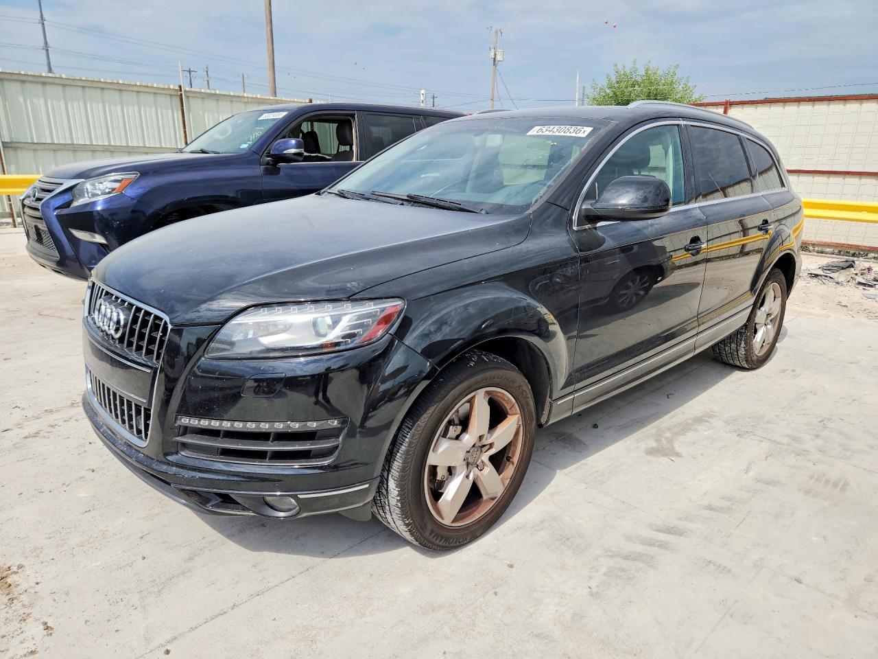 2015 AUDI Q7 Premium