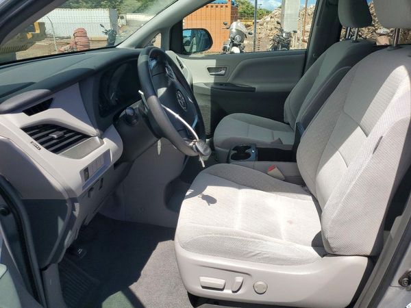 2018 TOYOTA SIENNA