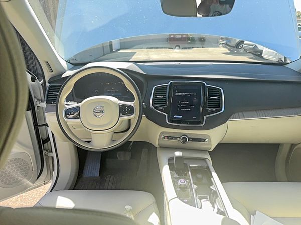2025 VOLVO XC90 Plus Bright
