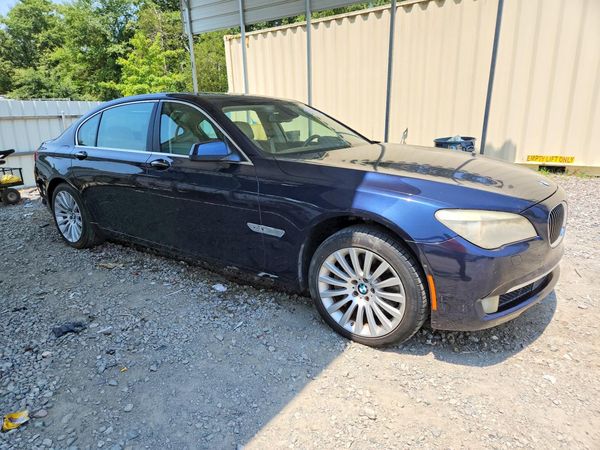 2012 BMW 750 750Lxi/Alpina B7 xDrive