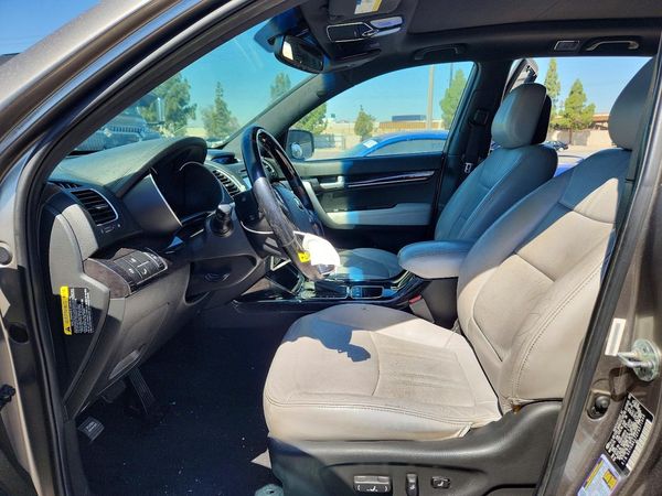 2015 KIA SORENTO