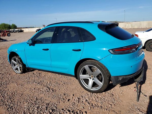 2020 PORSCHE MACAN