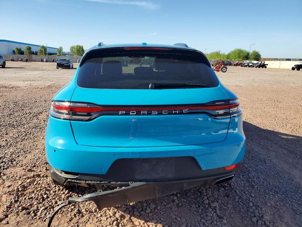 2020 PORSCHE MACAN