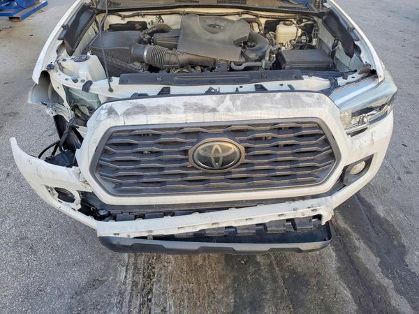 2021 TOYOTA TACOMA SR5