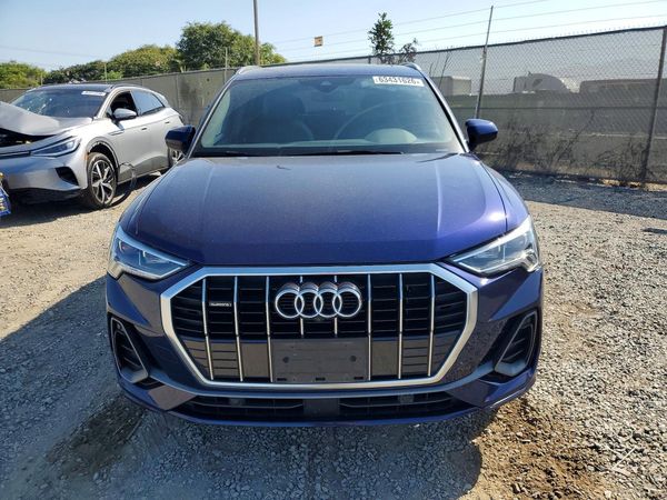 2022 AUDI Q3