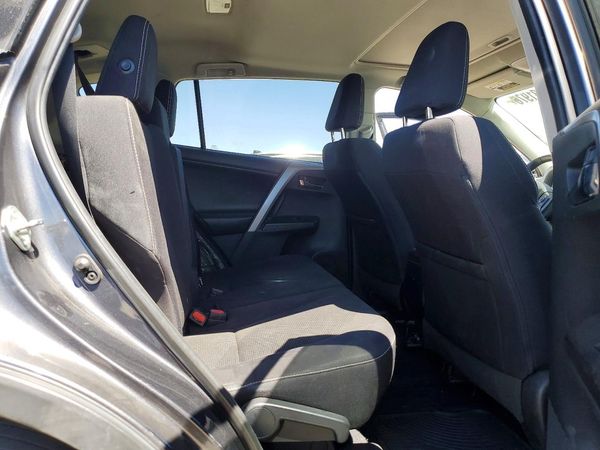 2018 TOYOTA RAV4 Adventure/XLE
