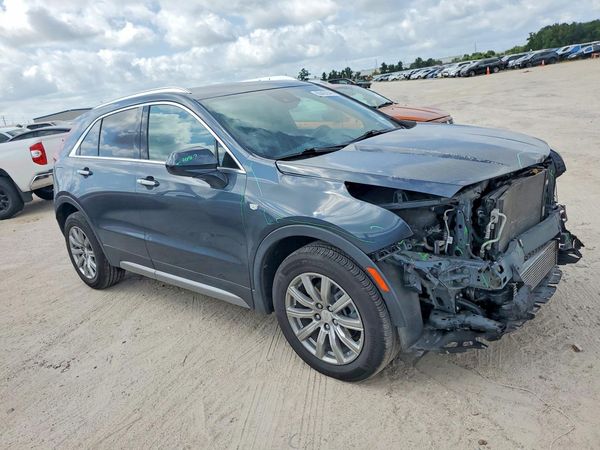 2020 CADILLAC XT4 Premium Luxury