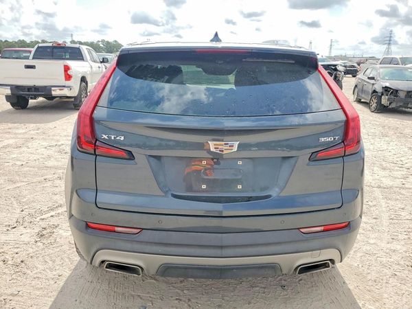2020 CADILLAC XT4 Premium Luxury