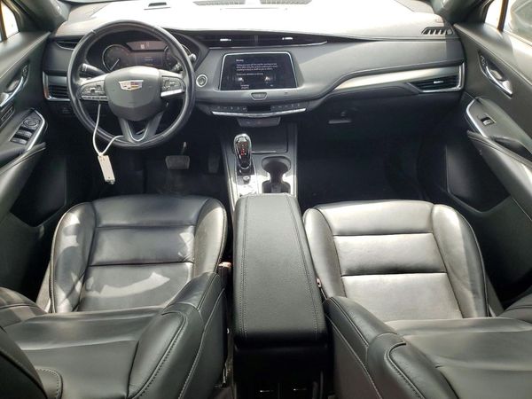 2020 CADILLAC XT4 Premium Luxury