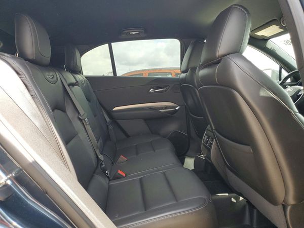 2020 CADILLAC XT4 Premium Luxury