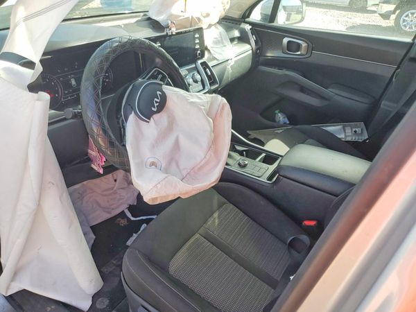 2022 KIA SORENTO