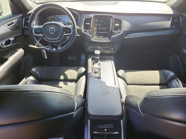 2019 VOLVO XC90 R-Design