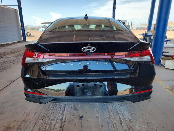 2023 HYUNDAI ELANTRA