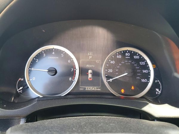 2015 LEXUS IS 250