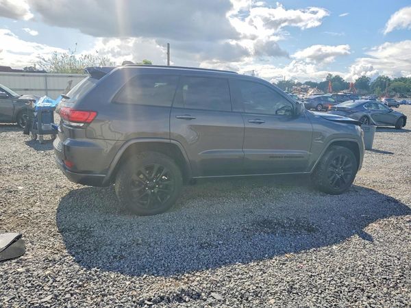 2020 JEEP GRAND CHEROKEE Laredo
