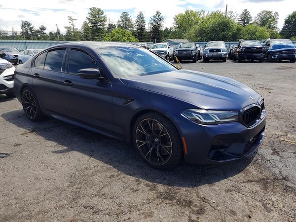 2022 BMW M5