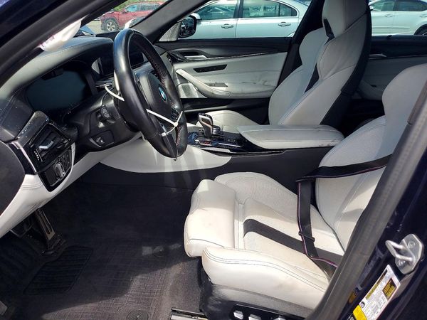 2022 BMW M5
