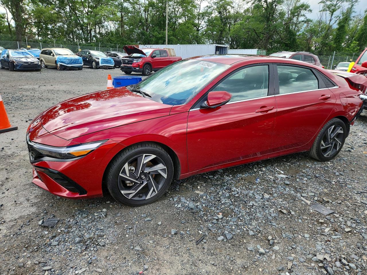 2025 HYUNDAI ELANTRA