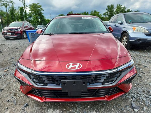 2025 HYUNDAI ELANTRA