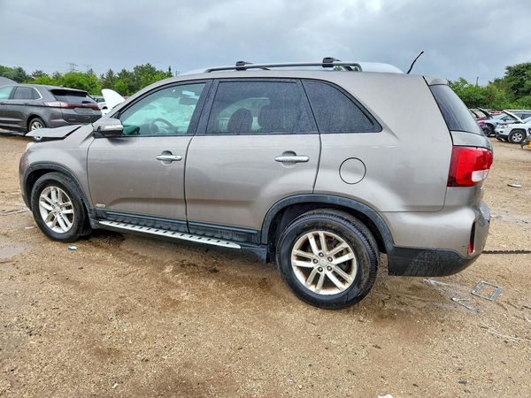 2014 KIA SORENTO Base/ LX